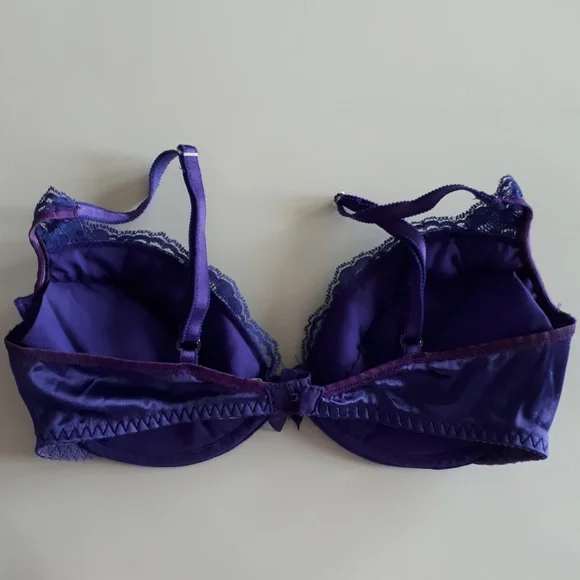 Padded Bra - Picture 3 of 6